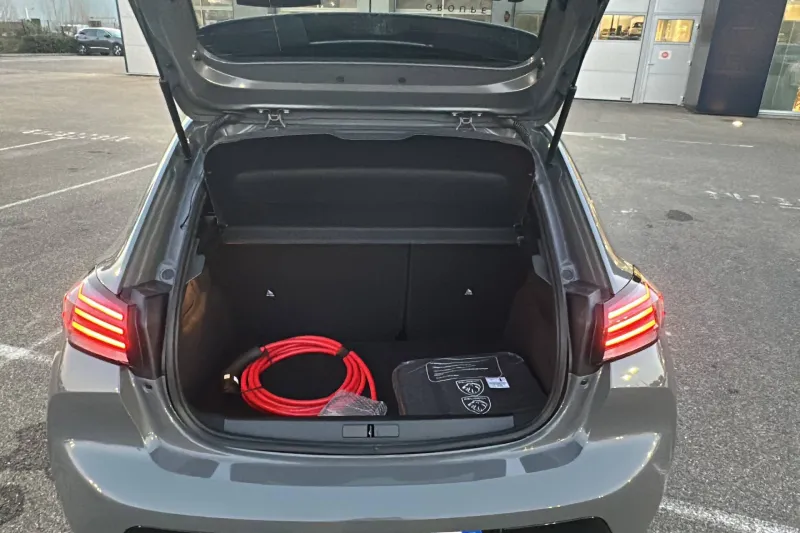 Image secondaire du véhicule 19