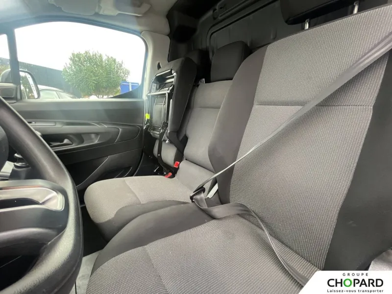 Image secondaire du véhicule 10