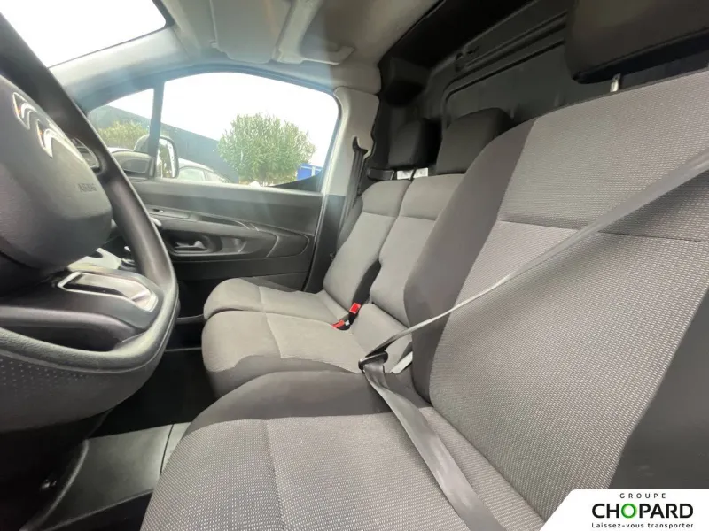 Image secondaire du véhicule 11