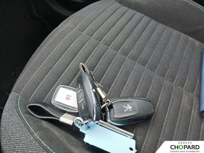 Image secondaire du véhicule 17