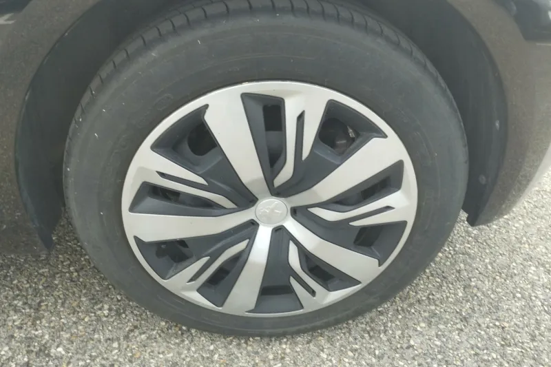 Image secondaire du véhicule 14