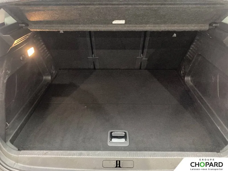 Image secondaire du véhicule 9