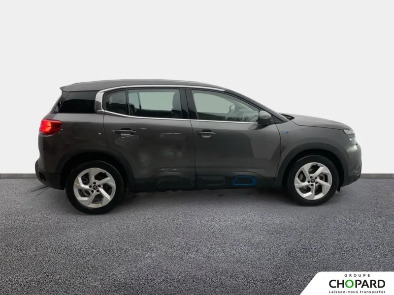 Image secondaire du véhicule 10