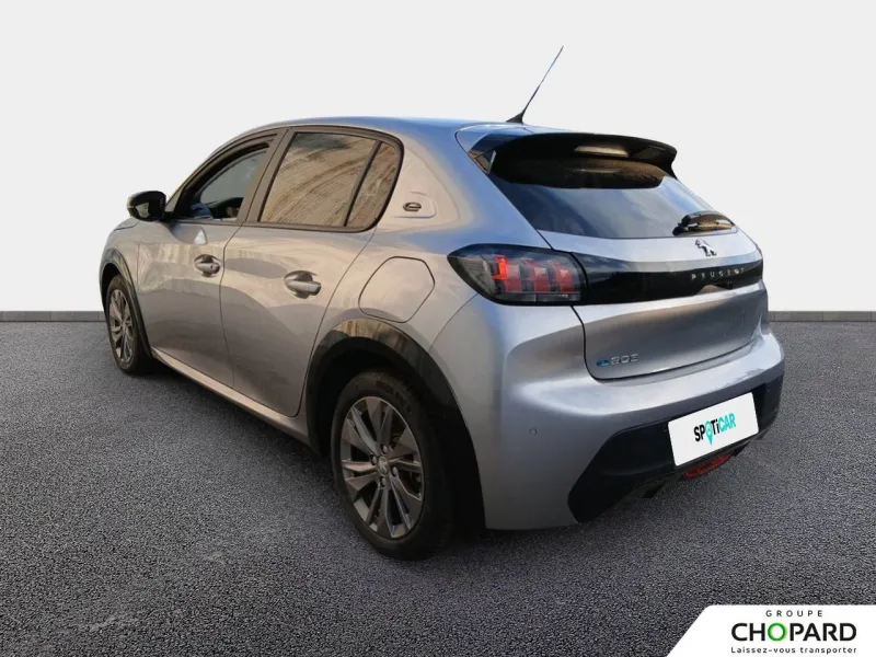 Image secondaire du véhicule 8