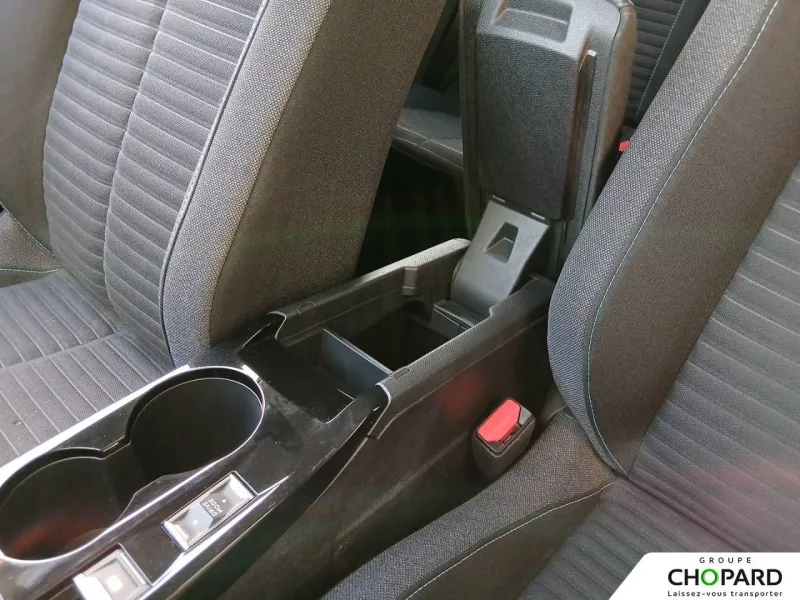 Image secondaire du véhicule 19