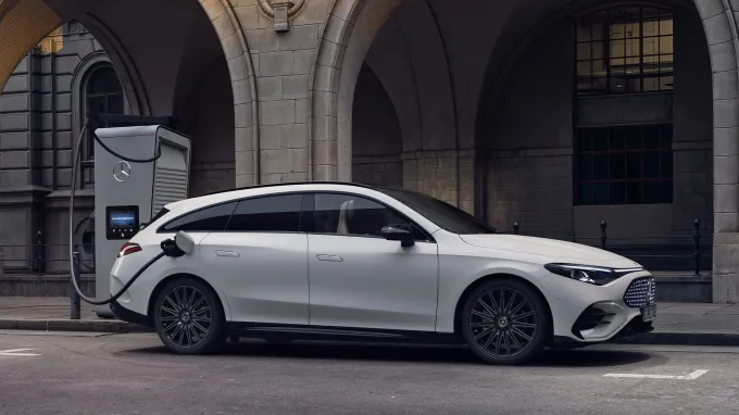 Nouveau Mercedes CLA Shooting Brake : recharge
