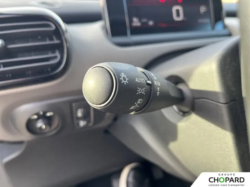 Image secondaire du véhicule 19