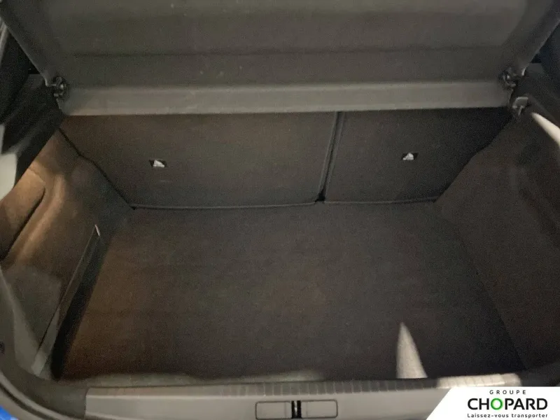 Image secondaire du véhicule 9