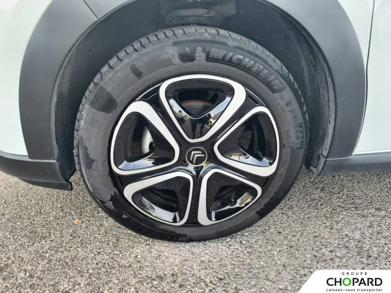 Image secondaire du véhicule 14