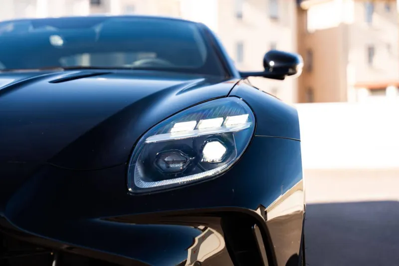 Image secondaire du véhicule 8