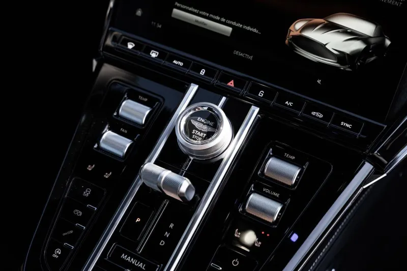 Image secondaire du véhicule 23