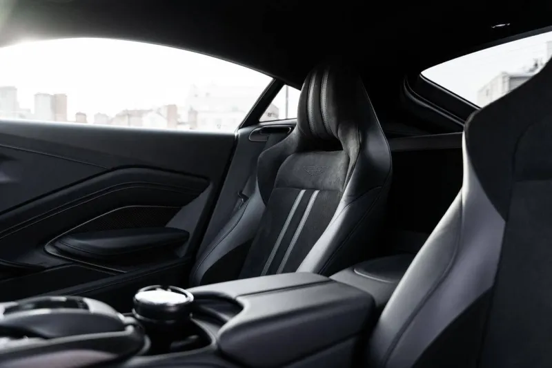 Image secondaire du véhicule 42