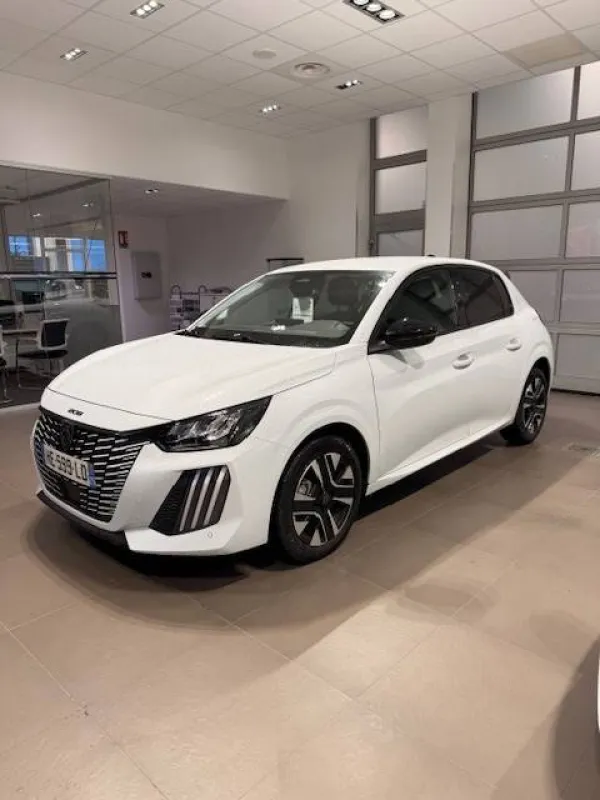 Image secondaire du véhicule 4