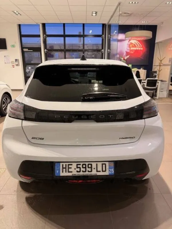 Image secondaire du véhicule 6