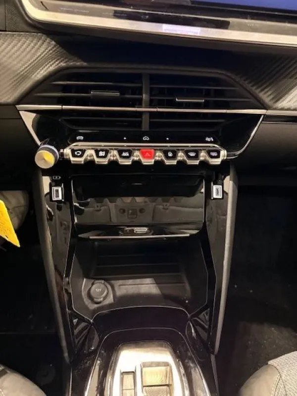 Image secondaire du véhicule 14