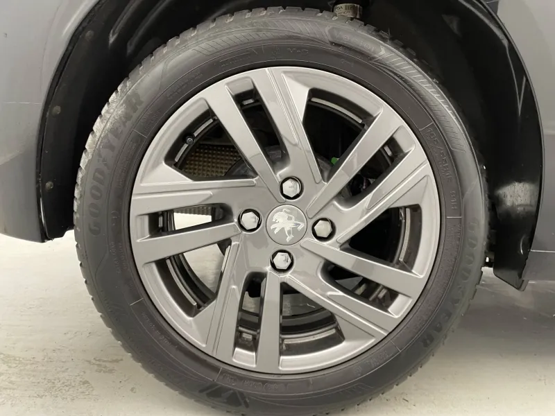 Image secondaire du véhicule 19