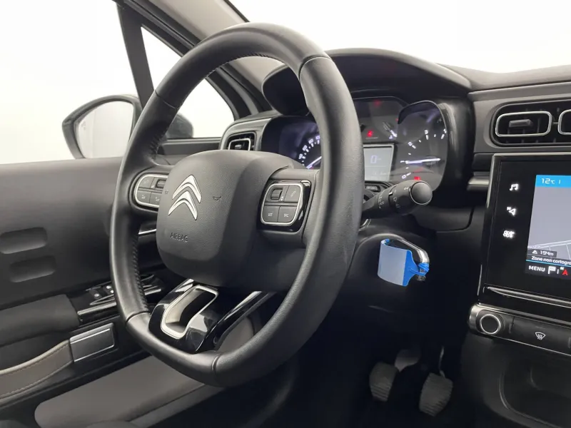 Image secondaire du véhicule 31