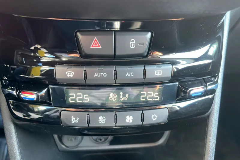 Image secondaire du véhicule 13