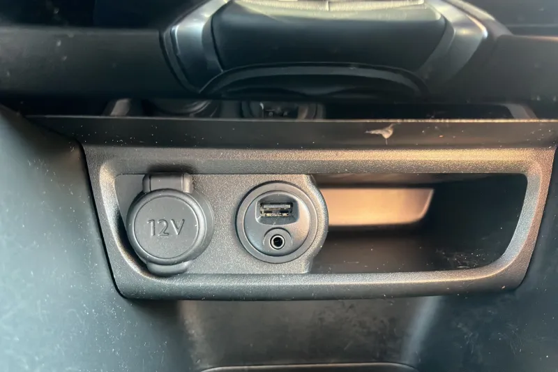 Image secondaire du véhicule 14