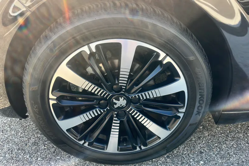 Image secondaire du véhicule 25