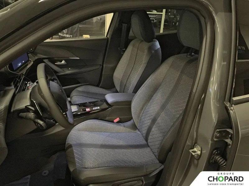 Image secondaire du véhicule 12