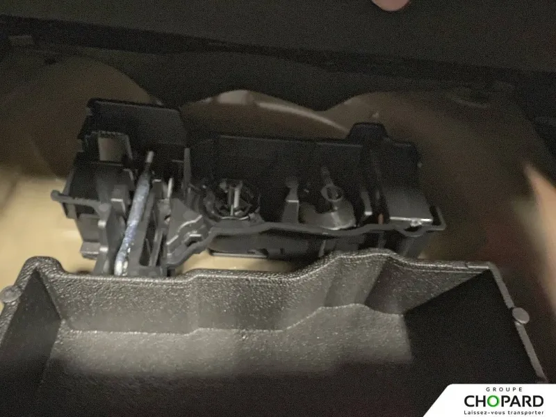 Image secondaire du véhicule 25