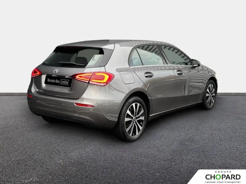 Image secondaire du véhicule 8