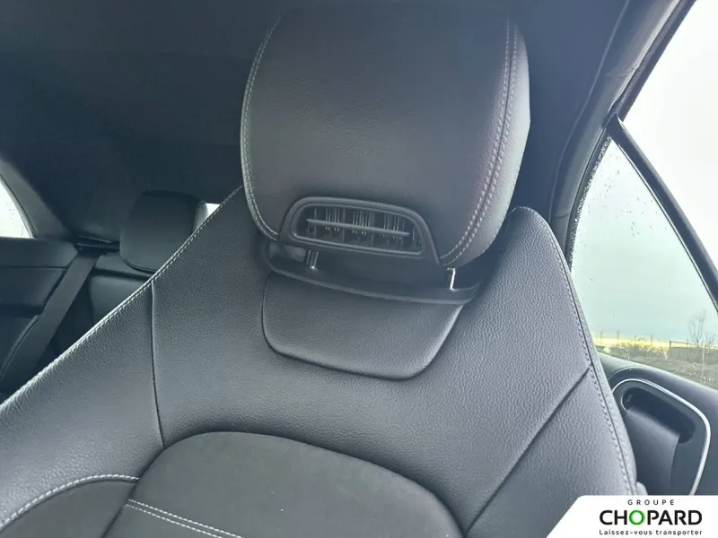 Image secondaire du véhicule 24