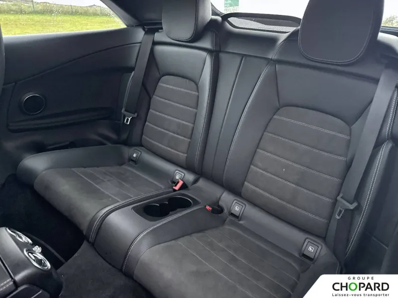 Image secondaire du véhicule 28