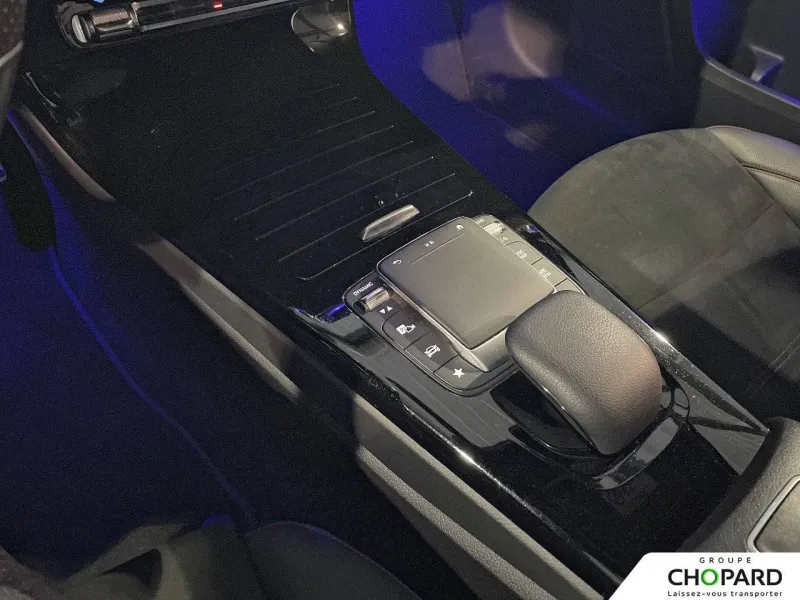 Image secondaire du véhicule 22