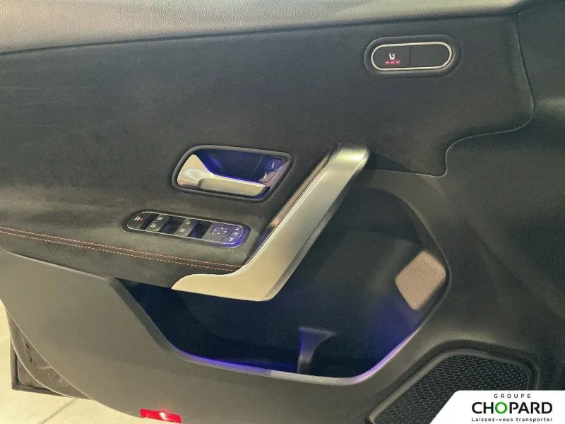 Image secondaire du véhicule 24