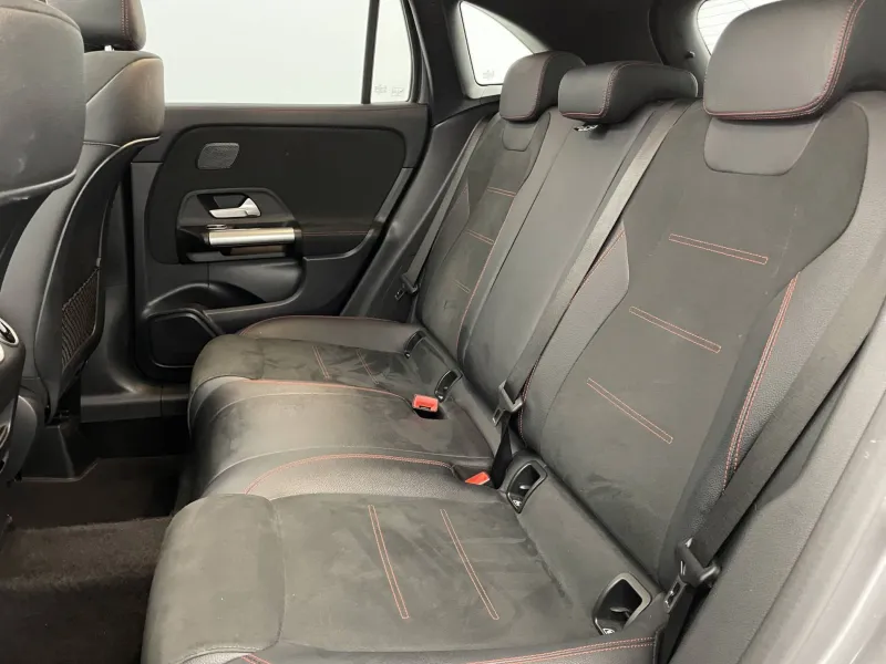 Image secondaire du véhicule 17