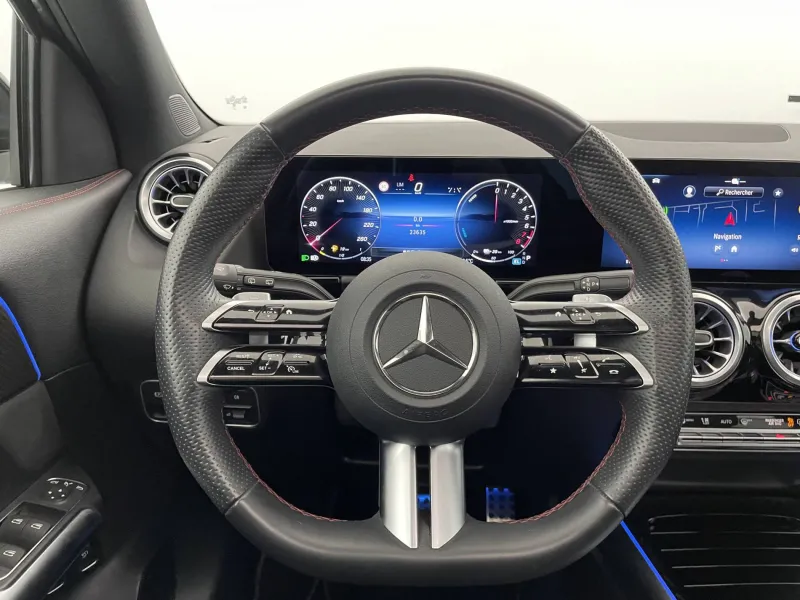 Image secondaire du véhicule 24