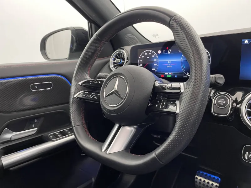 Image secondaire du véhicule 25