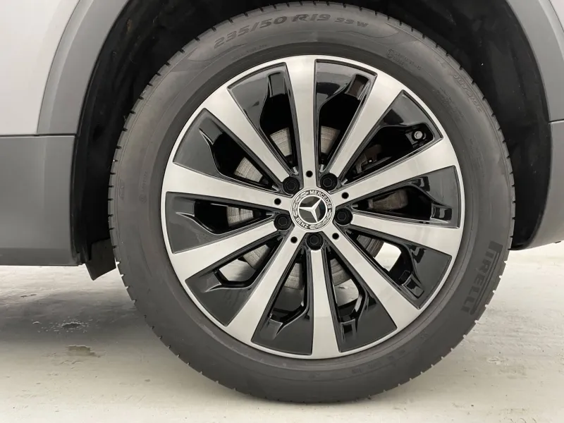 Image secondaire du véhicule 18