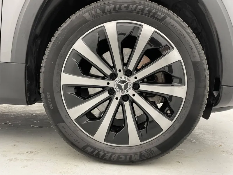 Image secondaire du véhicule 19