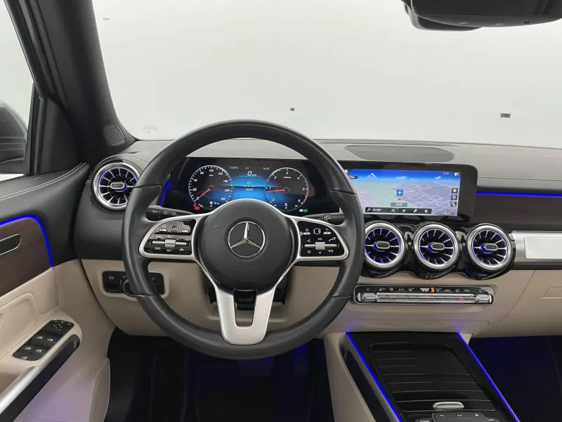 Image secondaire du véhicule 23