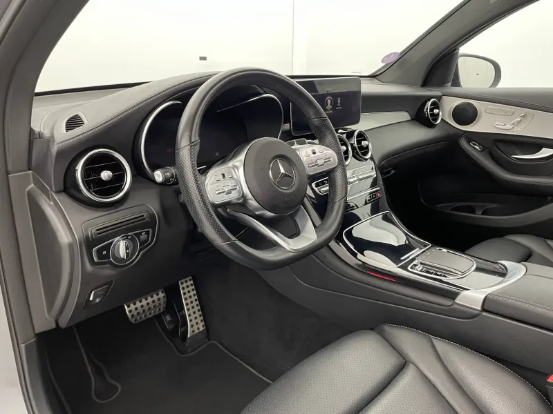 Image secondaire du véhicule 32