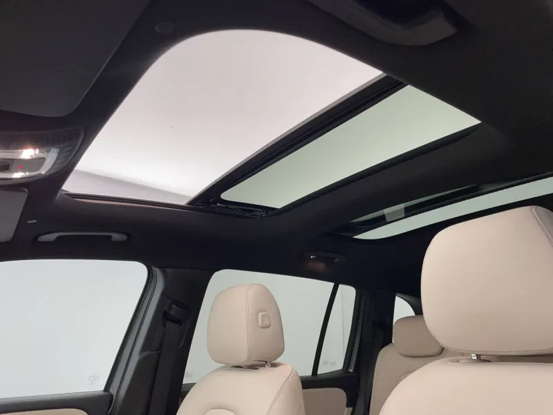 Image secondaire du véhicule 36