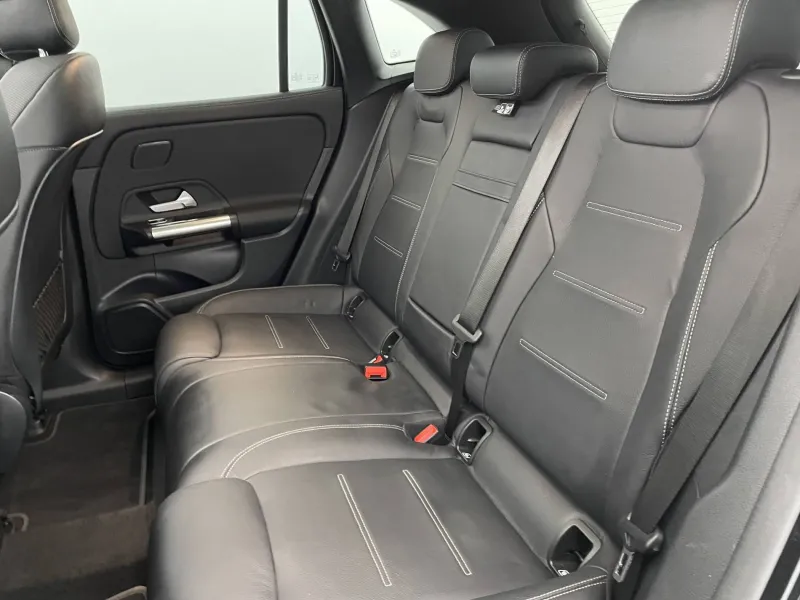 Image secondaire du véhicule 17