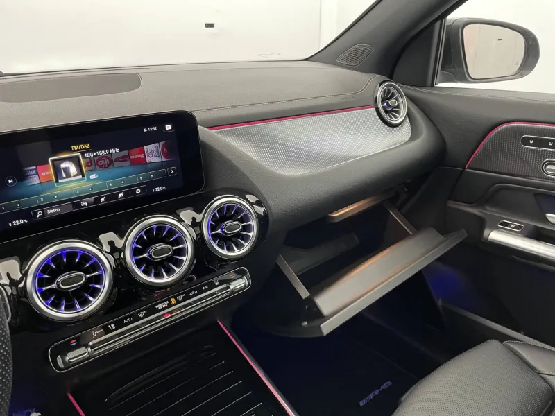 Image secondaire du véhicule 37