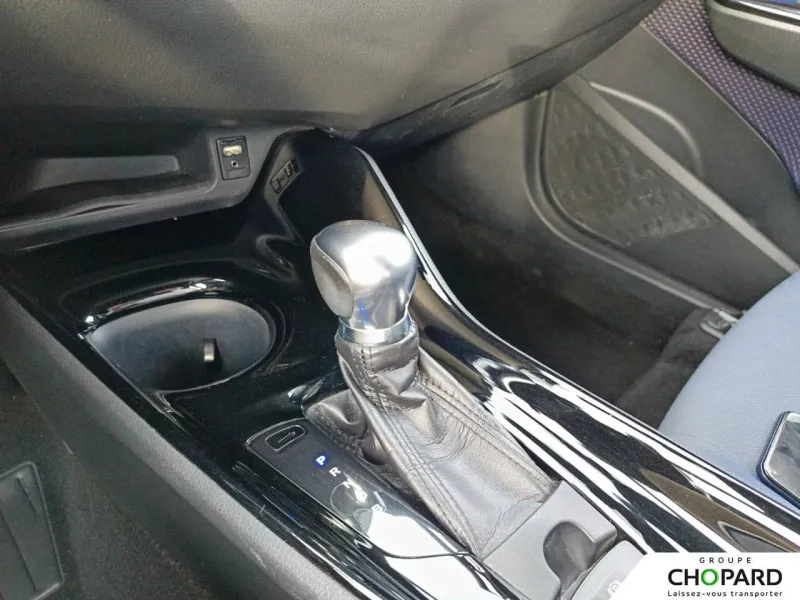 Image secondaire du véhicule 22