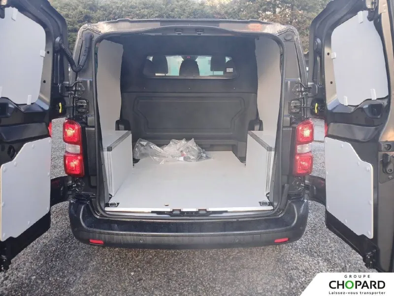 Image secondaire du véhicule 9