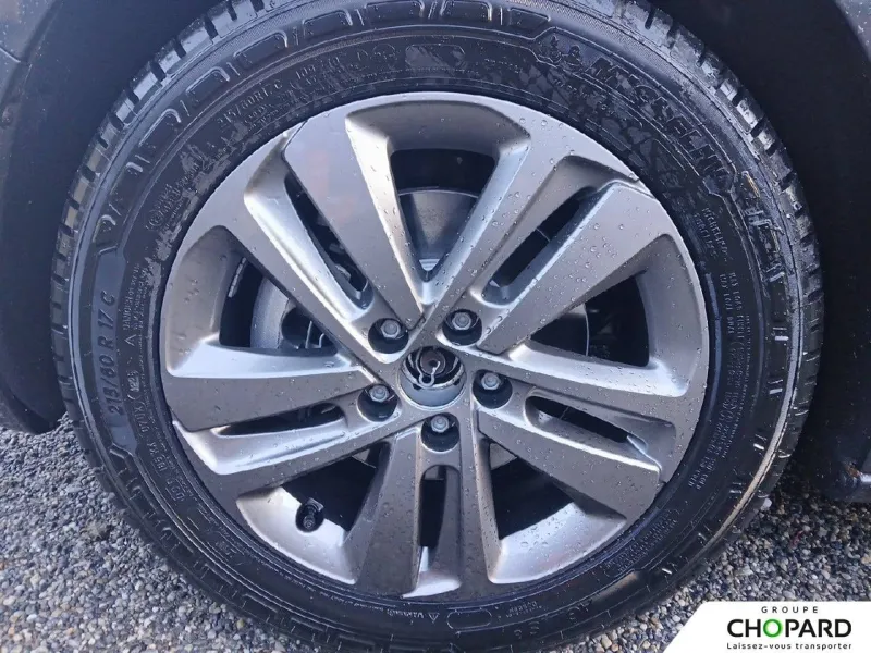 Image secondaire du véhicule 22