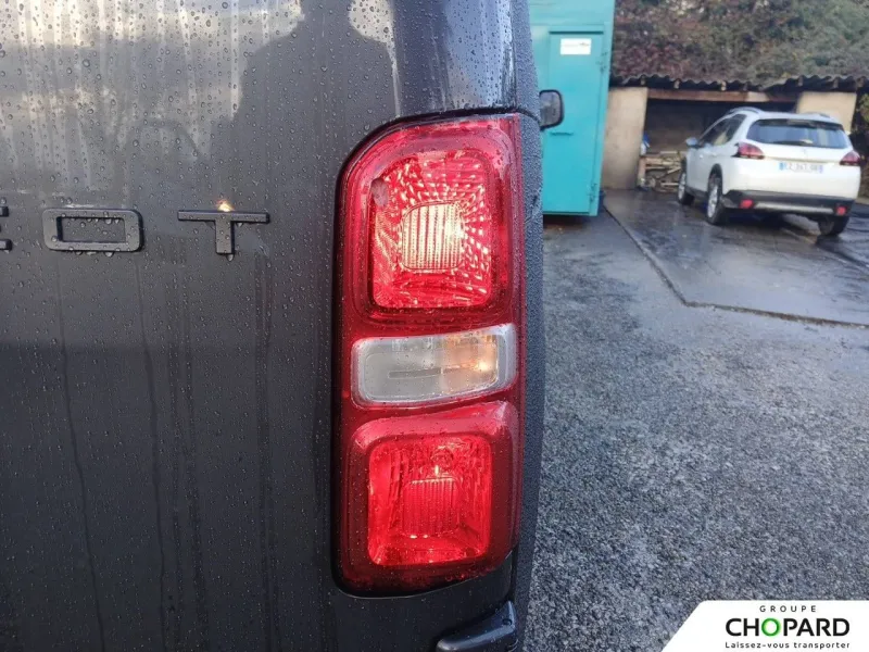 Image secondaire du véhicule 24