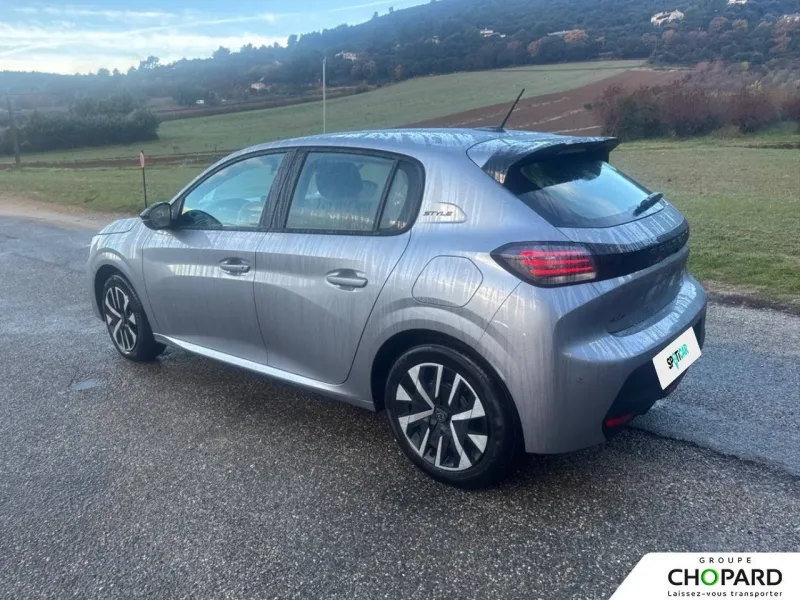 Image secondaire du véhicule 31