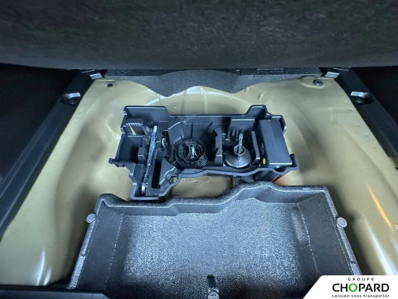 Image secondaire du véhicule 25