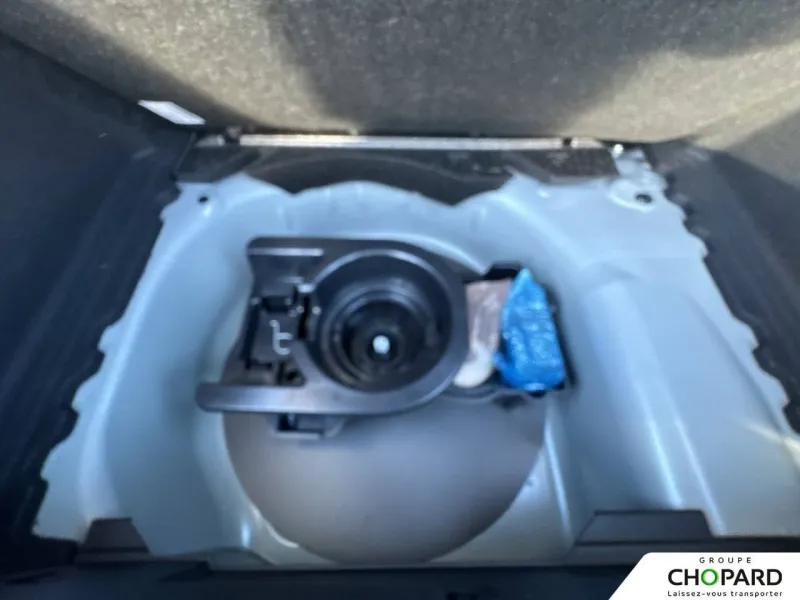 Image secondaire du véhicule 25