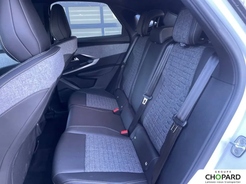 Image secondaire du véhicule 19