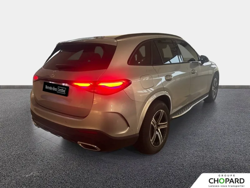 Image secondaire du véhicule 9